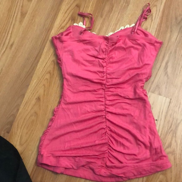 Pink top - Picture 2 of 2